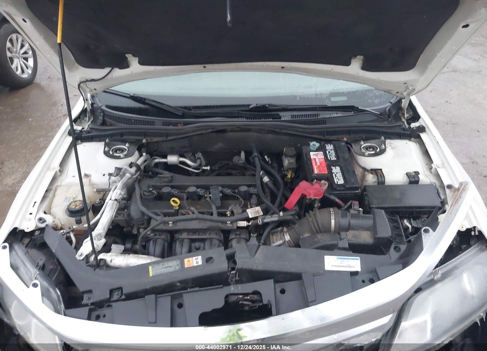 2012 FORD FUSION S VIN: 3FAHP0GA2CR270628