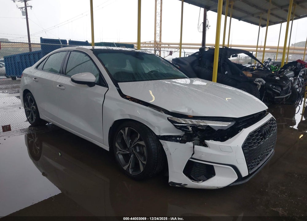2022 AUDI A3 PREMIUM PLUS 40 TFSI FRONT-WHEEL DRIVE S TRONIC VIN: WAUBUDGY2NA019003