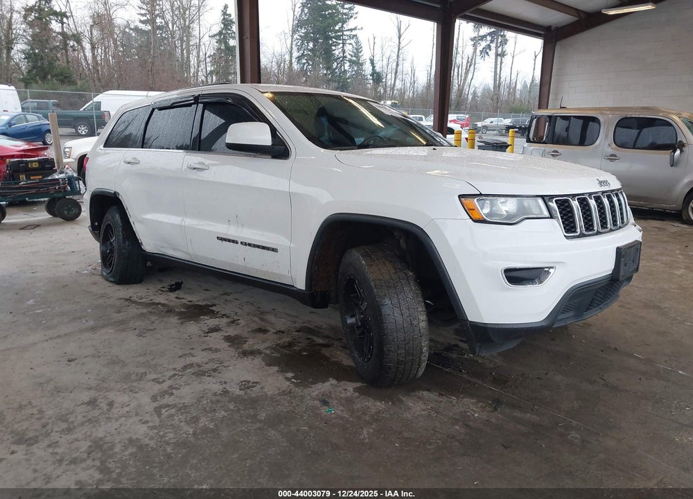 2018 JEEP GRAND CHEROKEE LAREDO 4X4 VIN: 1C4RJFAG9JC479795