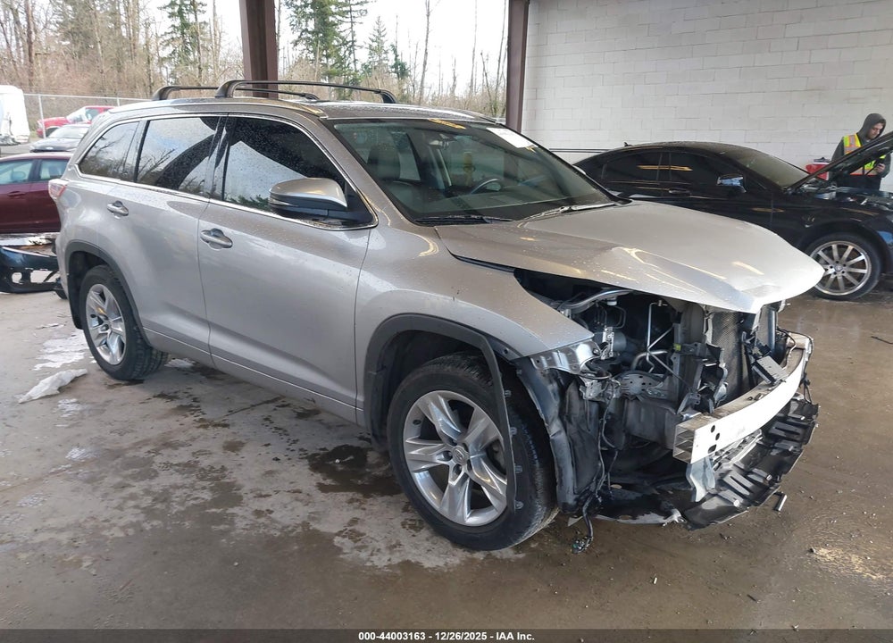 2015 TOYOTA HIGHLANDER LIMITED PLATINUM V6 VIN: 5TDDKRFH1FS108226