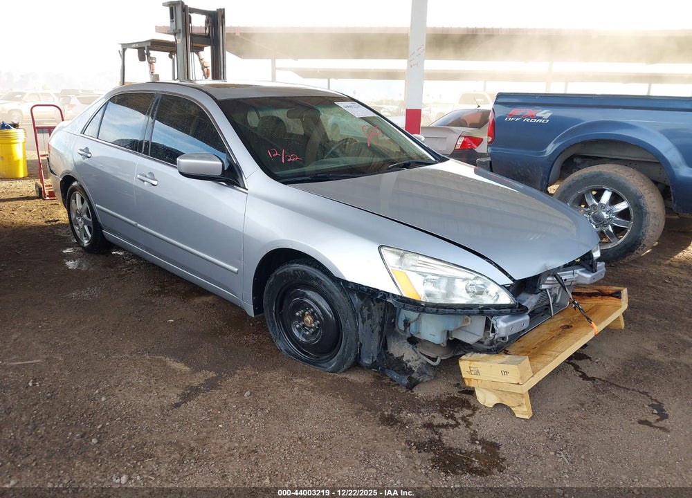 2005 HONDA ACCORD 3.0 EX VIN: 1HGCM665X5A023960