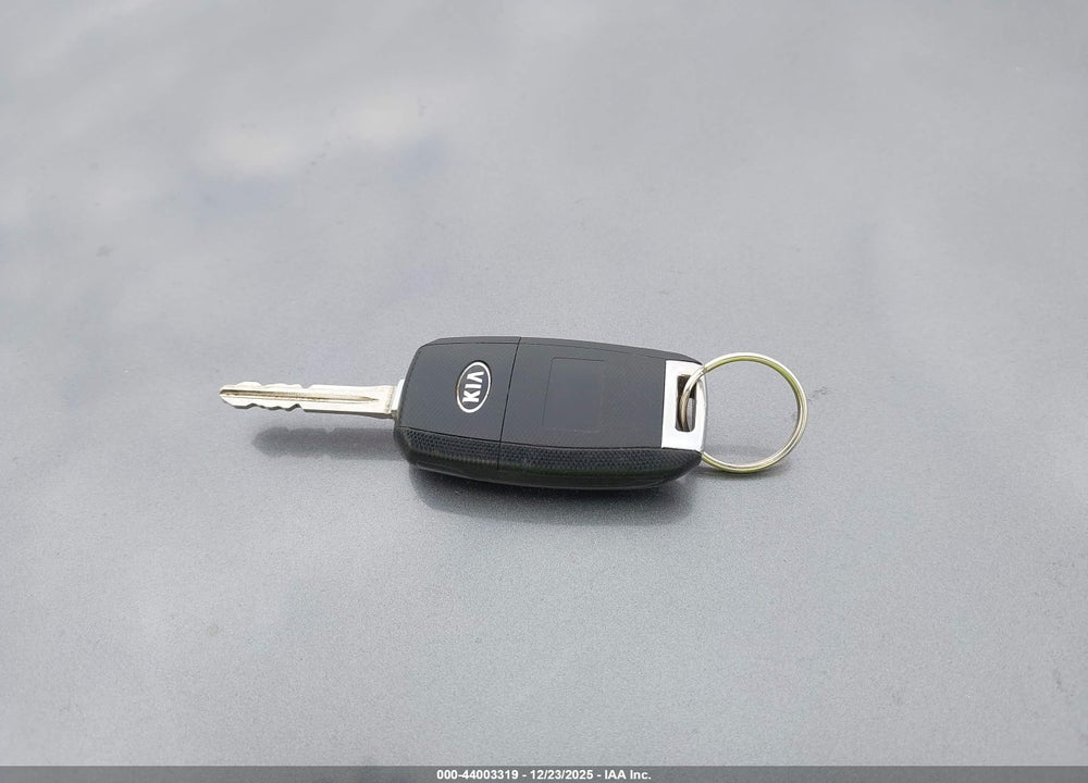 2016 KIA FORTE LX VIN: KNAFK5A89G5526238