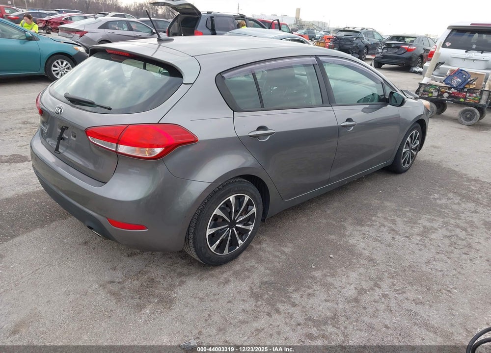 2016 KIA FORTE LX VIN: KNAFK5A89G5526238