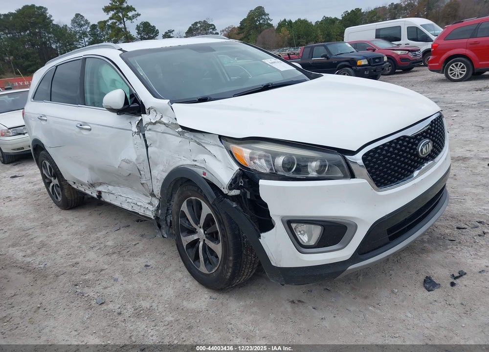 2016 KIA SORENTO 2.0T EX VIN: 5XYPH4A10GG004771