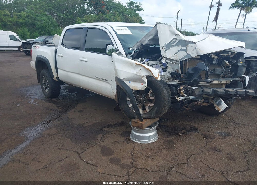2018 TOYOTA TACOMA TRD SPORT VIN: 3TMCZ5AN4JM121574