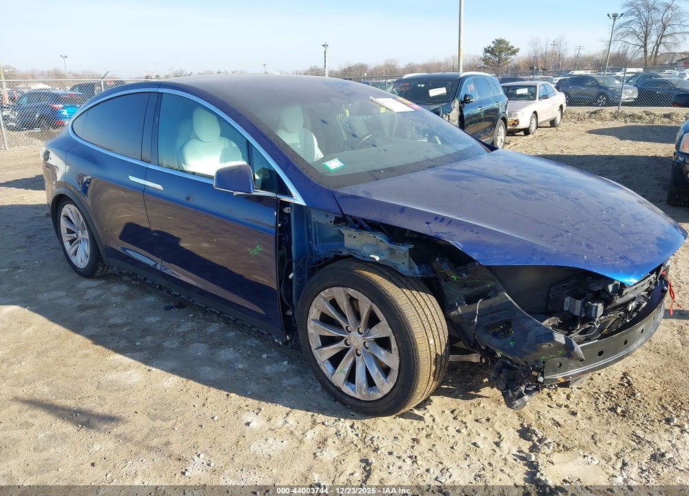 2016 TESLA MODEL X 60D/70D/75D/90D VIN: 5YJXCDE2XGF025992