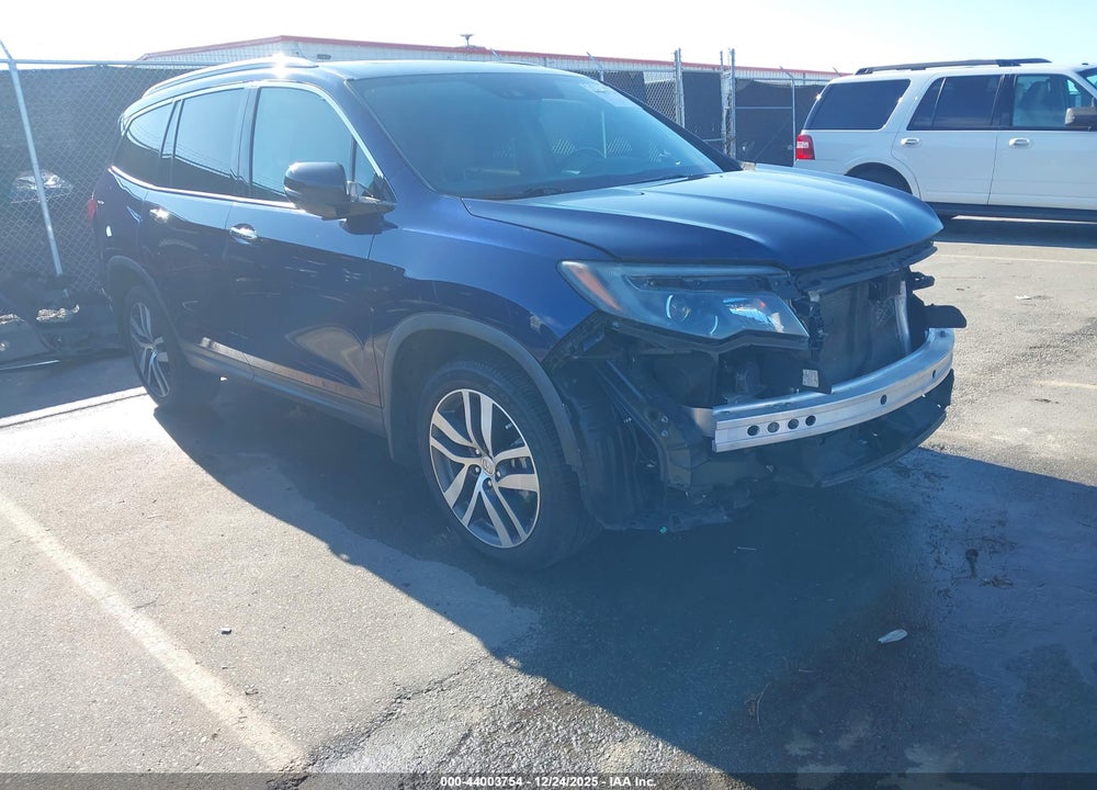 2017 HONDA PILOT ELITE VIN: 5FNYF6H0XHB067260