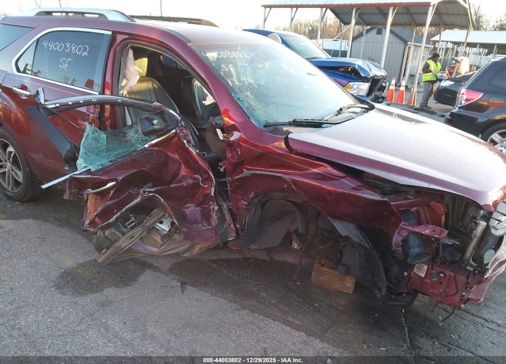 2017 CHEVROLET EQUINOX PREMIER VIN: 2GNALDEK0H1513172