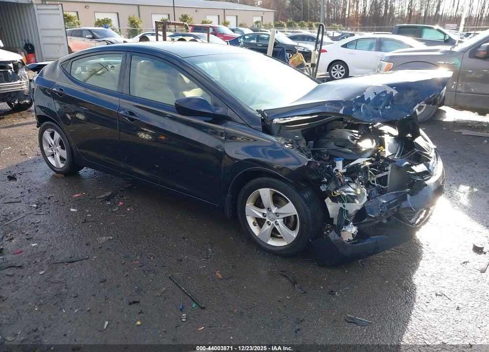 2013 HYUNDAI ELANTRA GLS VIN: 5NPDH4AE6DH411178