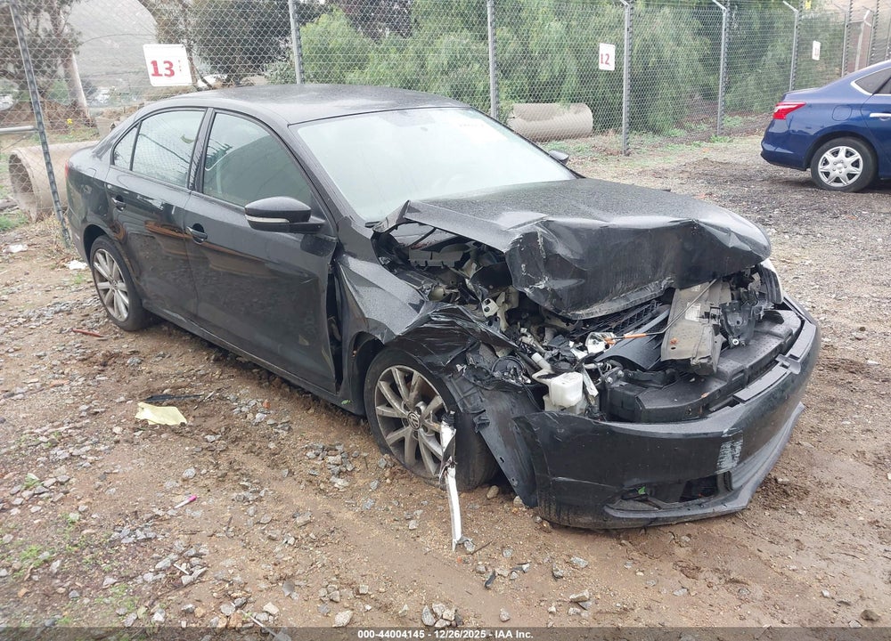 2012 VOLKSWAGEN JETTA 2.5L SE VIN: 3VWDP7AJ2CM130972