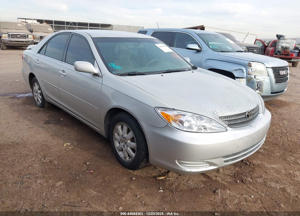 2002 TOYOTA CAMRY XLE V6 VIN: 4T1BF32K82U030572
