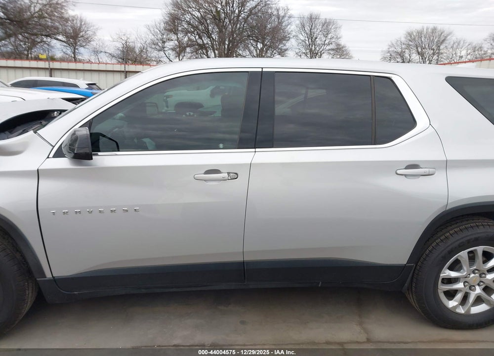 2019 CHEVROLET TRAVERSE LS VIN: 1GNERFKW8KJ116535