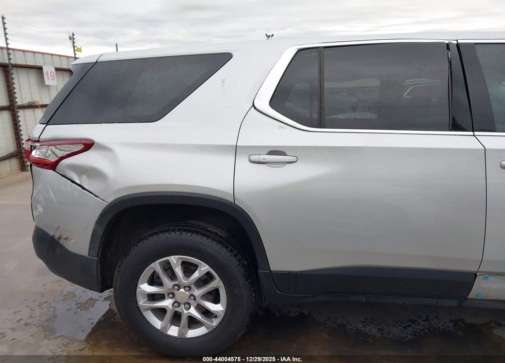 2019 CHEVROLET TRAVERSE LS VIN: 1GNERFKW8KJ116535