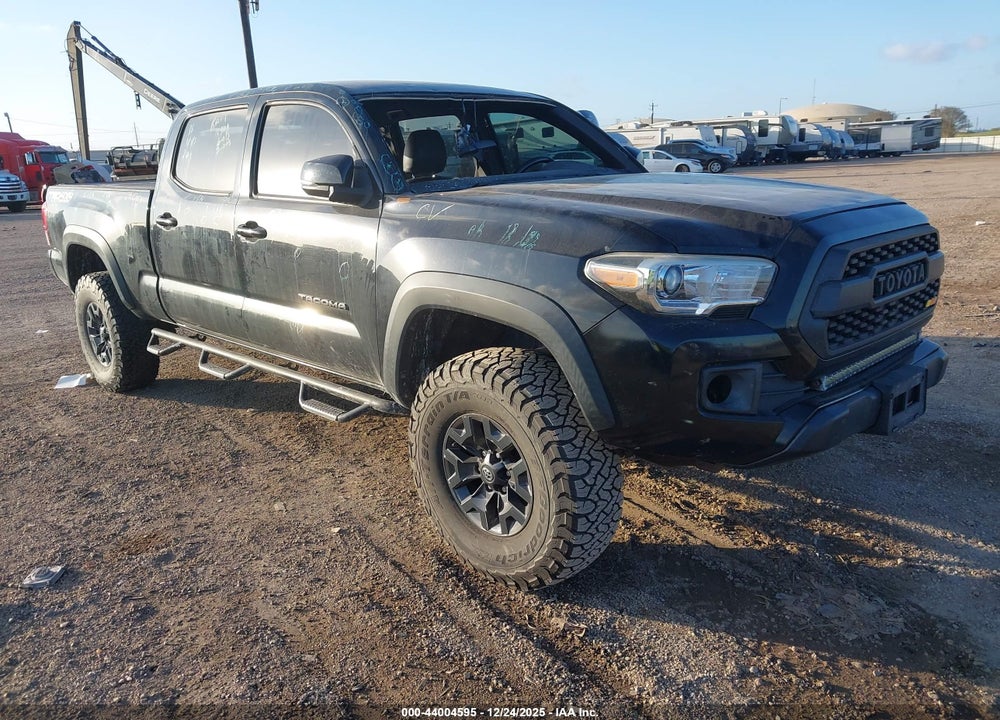 2018 TOYOTA TACOMA TRD OFF ROAD VIN: 3TMDZ5BN8JM047465