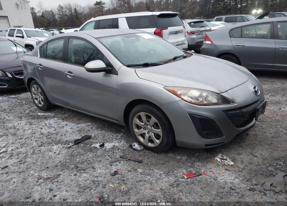 2011 MAZDA 3 I SPORT VIN: JM1BL1UGXB1441970