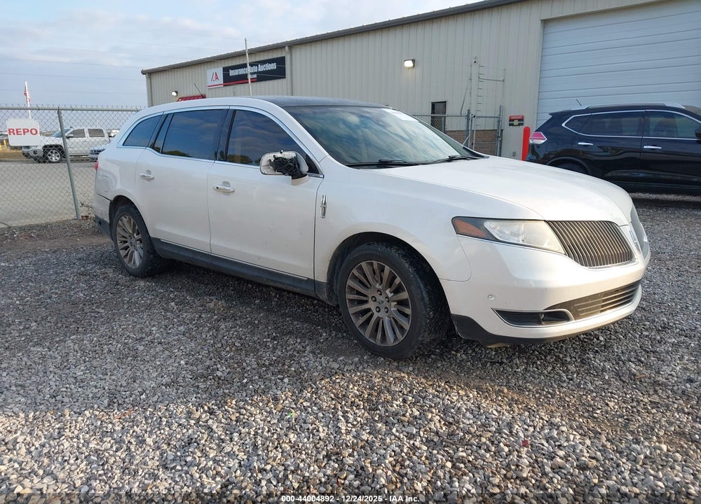 2013 LINCOLN MKT ECOBOOST VIN: 2LMHJ5AT1DBL56516