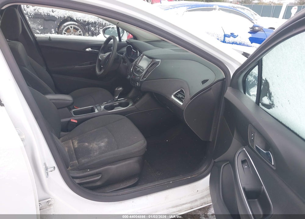 2017 CHEVROLET CRUZE LT AUTO VIN: 1G1BE5SM7H7129985