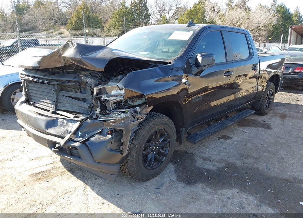 2019 CHEVROLET SILVERADO 1500 LT VIN: 3GCUYDED8KG122620