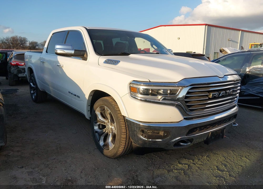 2019 RAM 1500 LONGHORN  4X4 5'7 BOX VIN: 1C6SRFKT8KN663645