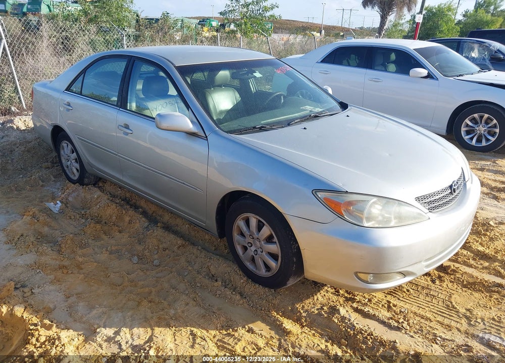 2003 TOYOTA CAMRY XLE VIN: 4T1BE30K73U126927