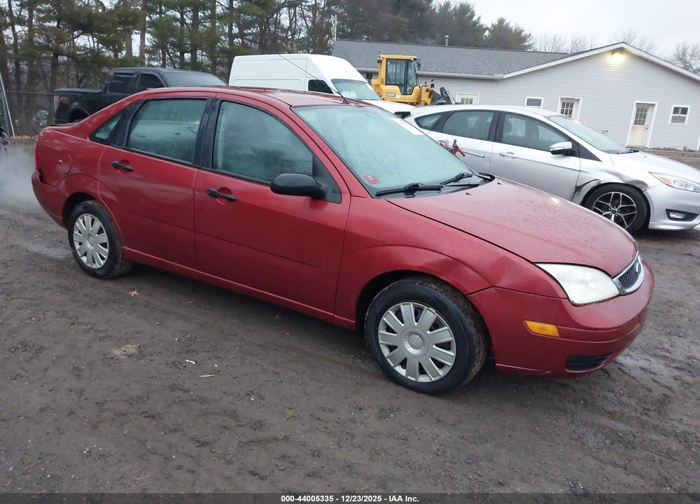 2005 FORD FOCUS ZX4 VIN: 1FAFP34N75W138996