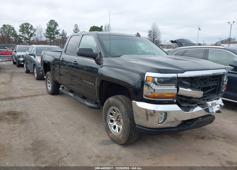2017 CHEVROLET SILVERADO 1500 1LT VIN: 1GCVKREC4HZ379597