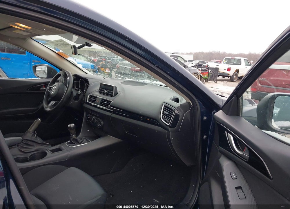 2014 MAZDA 3 I SPORT VIN: JM1BM1U78E1216917