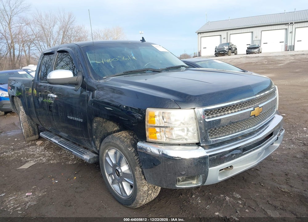 2013 CHEVROLET SILVERADO 1500 LT VIN: 1GCRKSE7XDZ105827