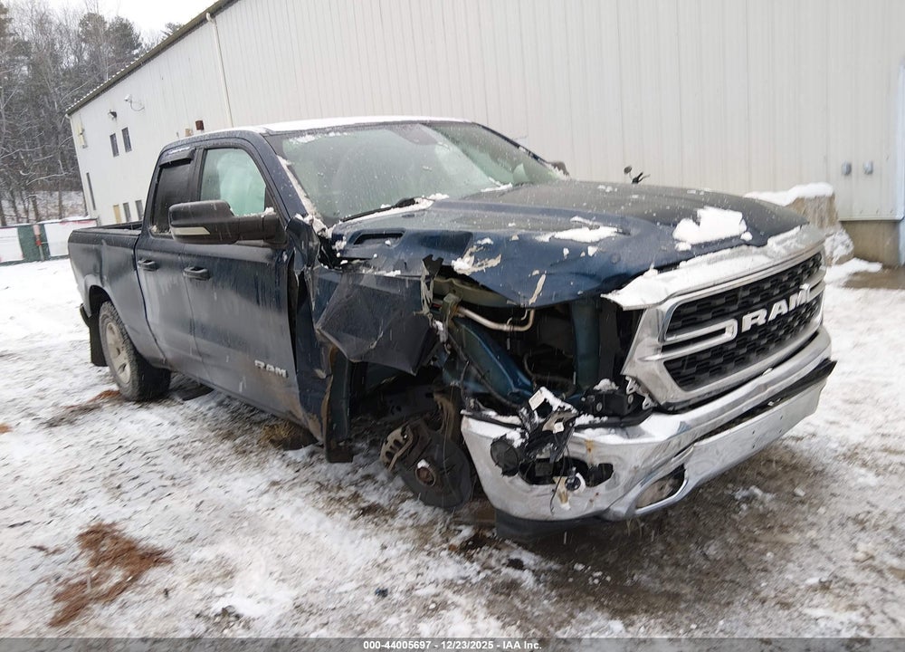 2022 RAM 1500 BIG HORN  4X4 6'4 BOX VIN: 1C6SRFBT0NN186407