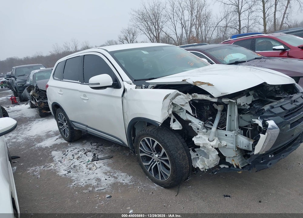 2018 MITSUBISHI OUTLANDER SE VIN: JA4AD3A39JZ032424