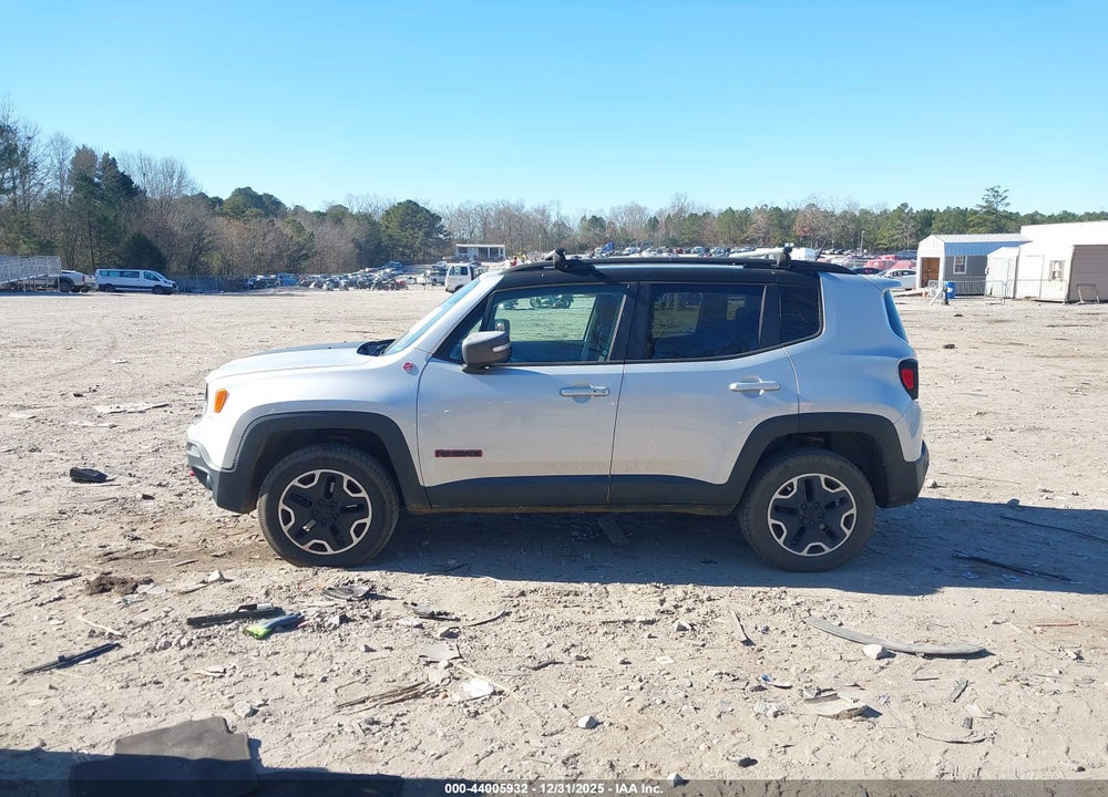 2016 JEEP RENEGADE TRAILHAWK VIN: ZACCJBCT5GPD94336