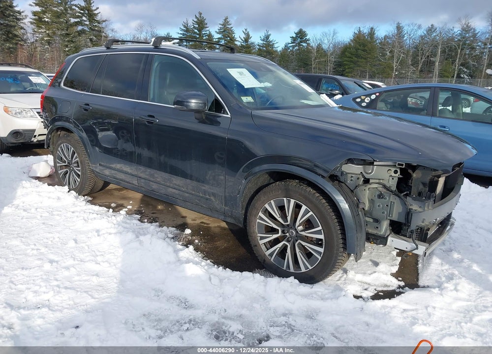 2021 VOLVO XC90 T5 MOMENTUM 7 PASSENGER VIN: YV4102PK3M1678181