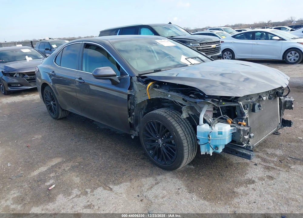 2019 TOYOTA CAMRY SE VIN: 4T1B11HK5KU690546