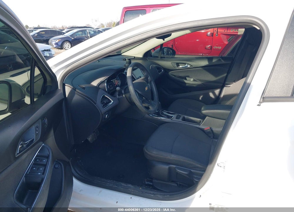 2018 CHEVROLET CRUZE LS AUTO VIN: 1G1BC5SM9J7182716