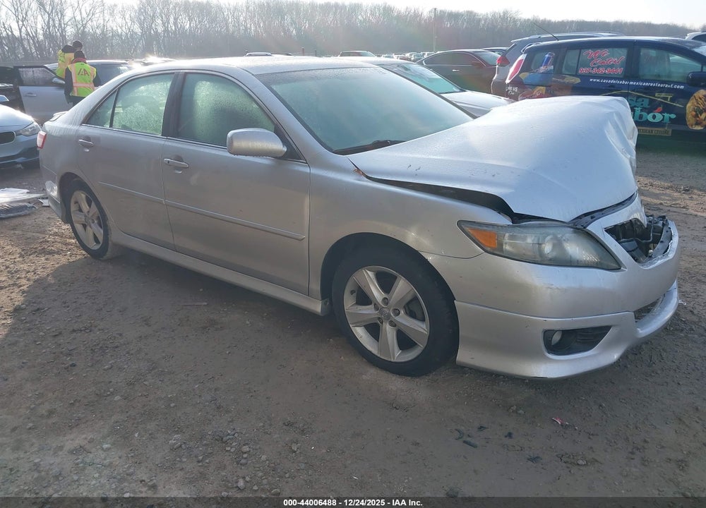 2011 TOYOTA CAMRY SE VIN: 4T1BF3EK5BU194051