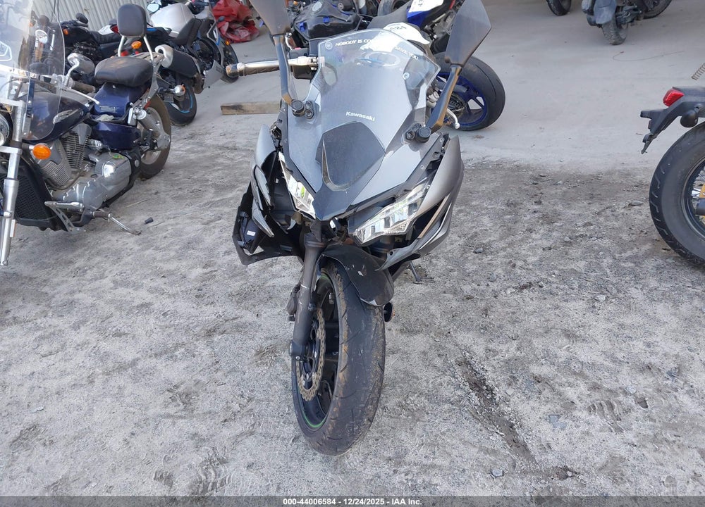 2024 KAWASAKI EX650 R VIN: ML5EXER19RDAB3824