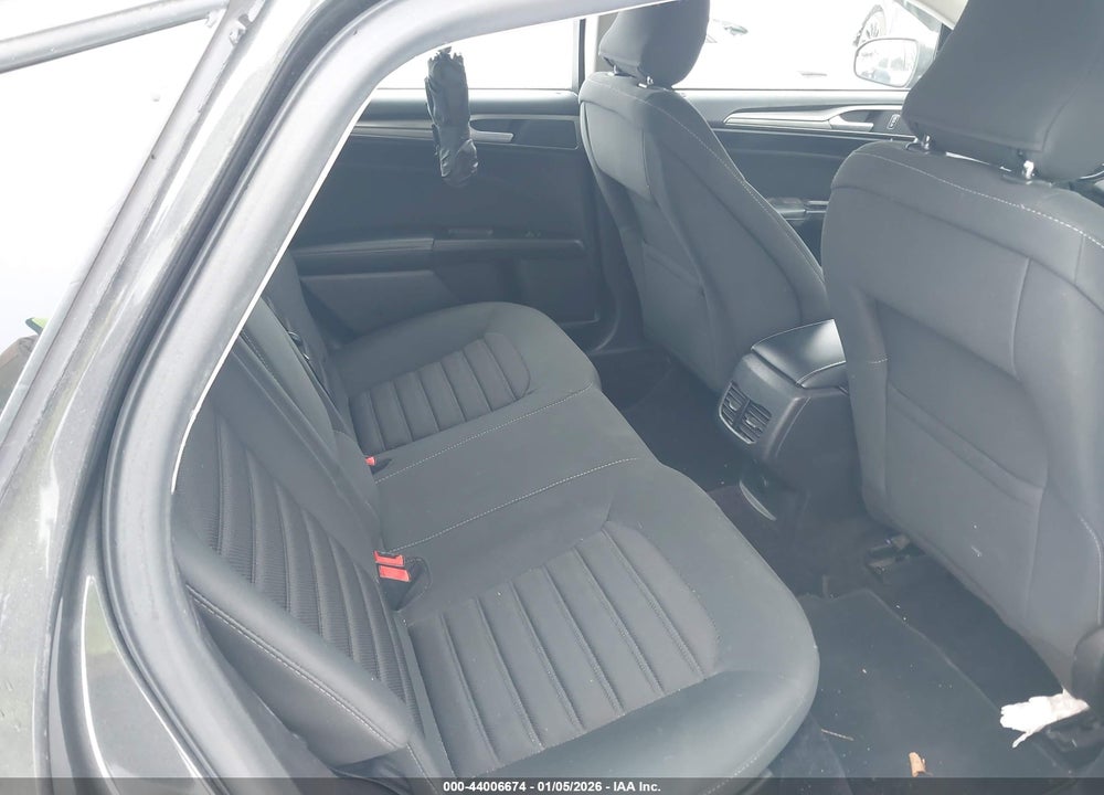 2017 FORD FUSION SE VIN: 3FA6P0HD9HR338219