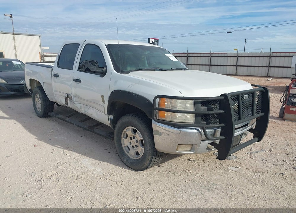 2013 CHEVROLET SILVERADO 1500 LT VIN: 3GCPKSE72DG287045