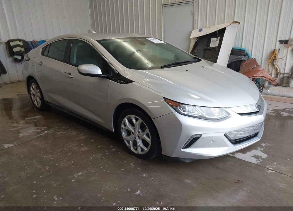 2018 CHEVROLET VOLT PREMIER VIN: 1G1RB6S57JU116800