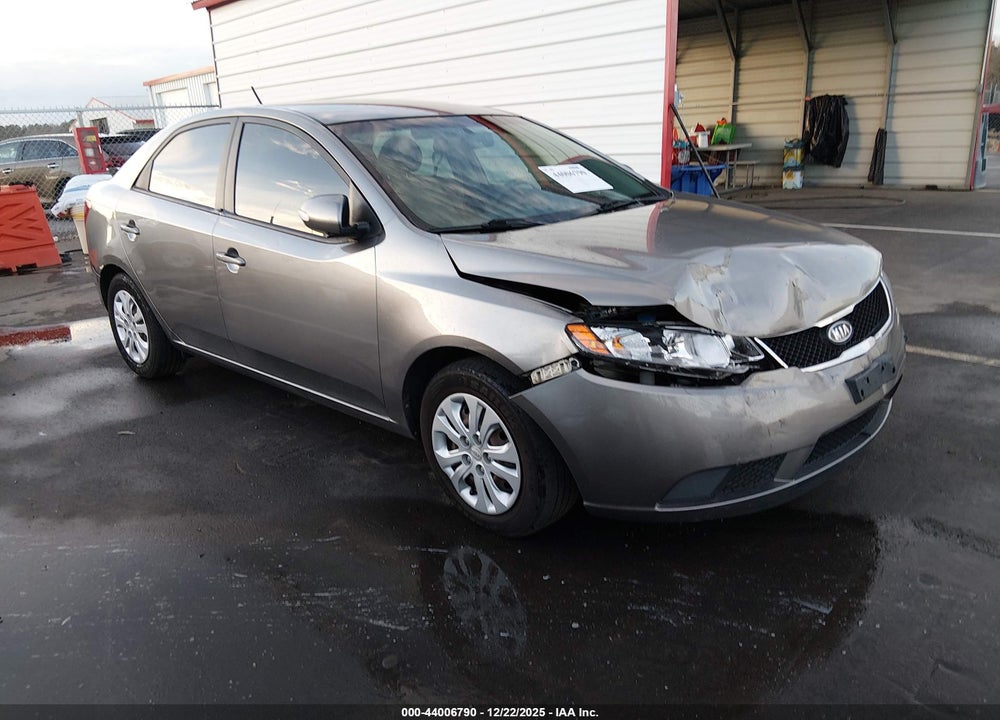 2010 KIA FORTE EX VIN: KNAFU4A26A5836581