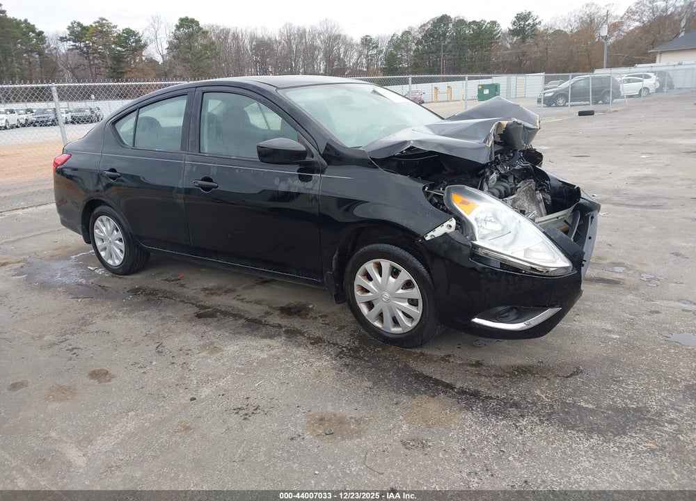 2017 NISSAN VERSA 1.6 S VIN: 3N1CN7AP6HL849585