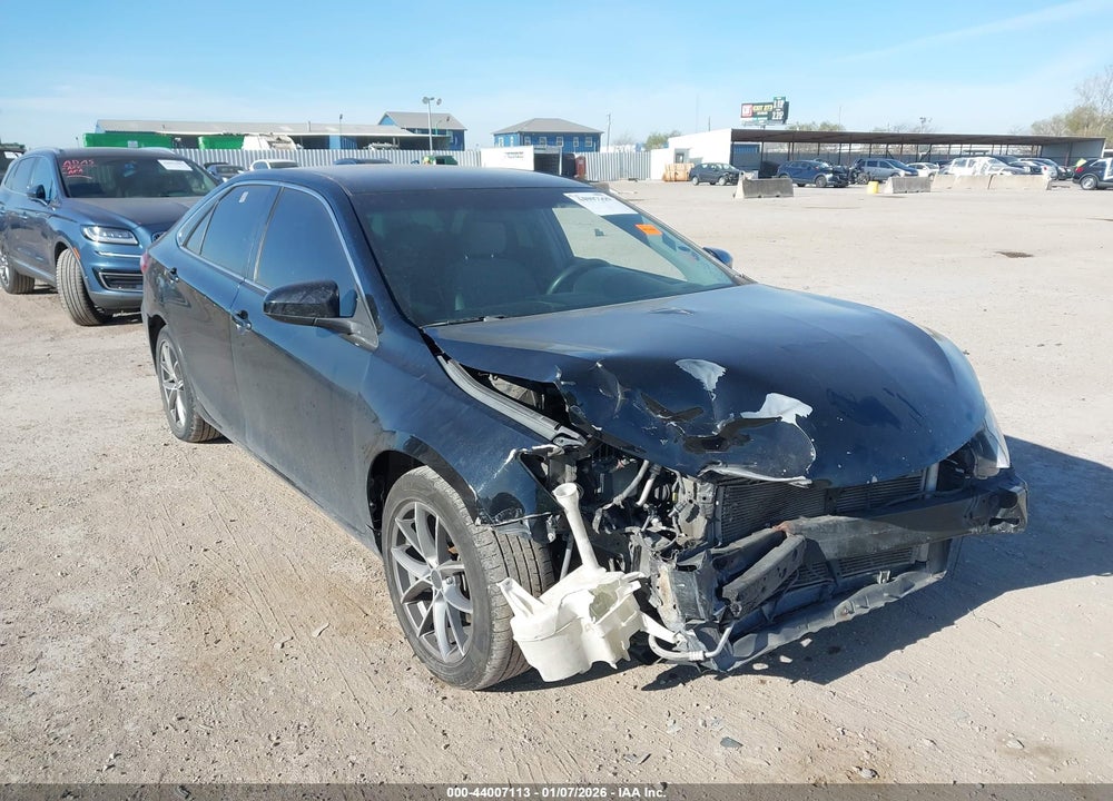 2016 TOYOTA CAMRY LE VIN: 4T4BF1FKXGR568279
