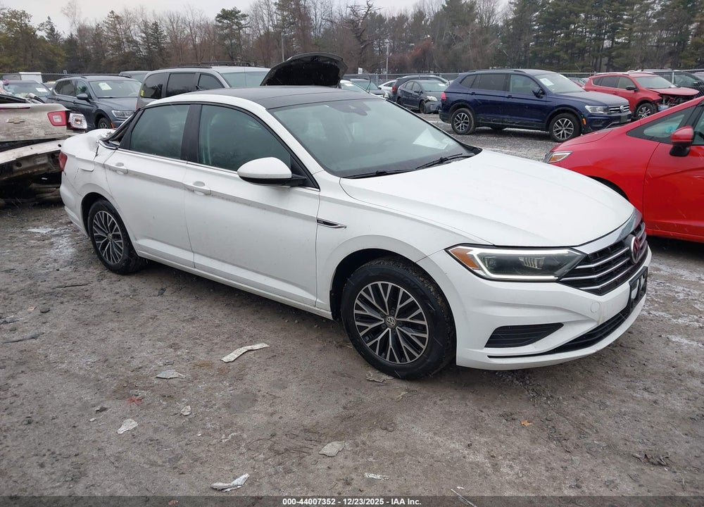 2019 VOLKSWAGEN JETTA 1.4T SEL VIN: 3VWE57BU0KM064617