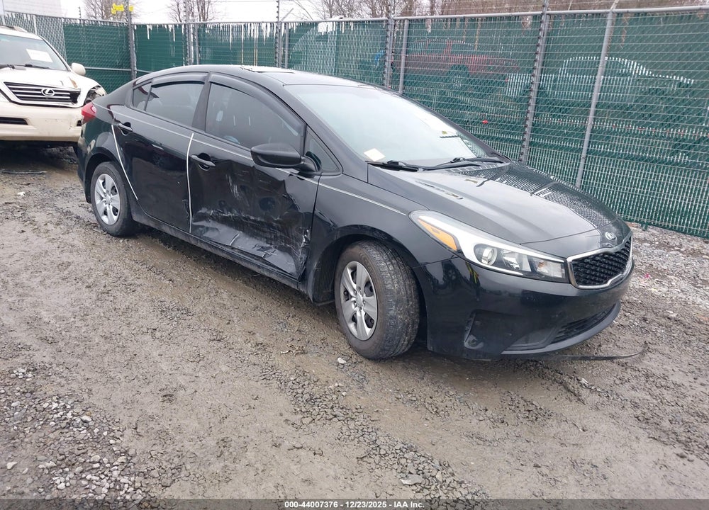 2017 KIA FORTE LX VIN: 3KPFK4A77HE109467