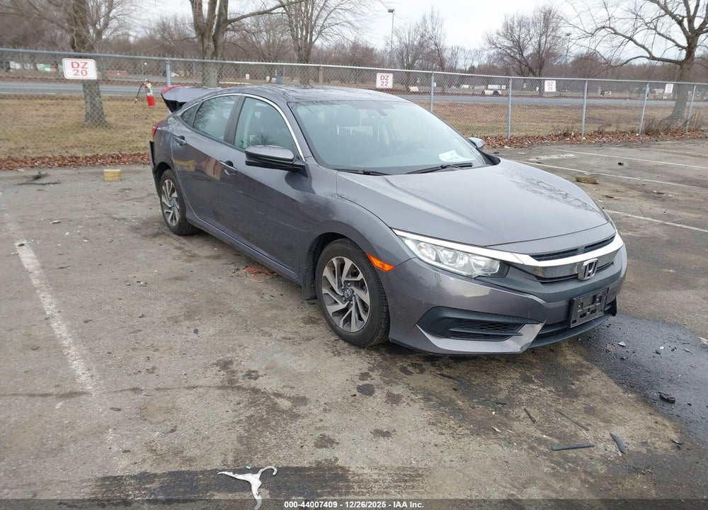 2018 HONDA CIVIC EX VIN: 2HGFC2F73JH576326