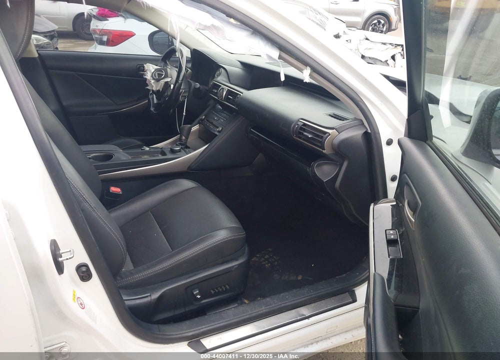 2017 LEXUS IS 200T VIN: JTHBA1D27H5050706