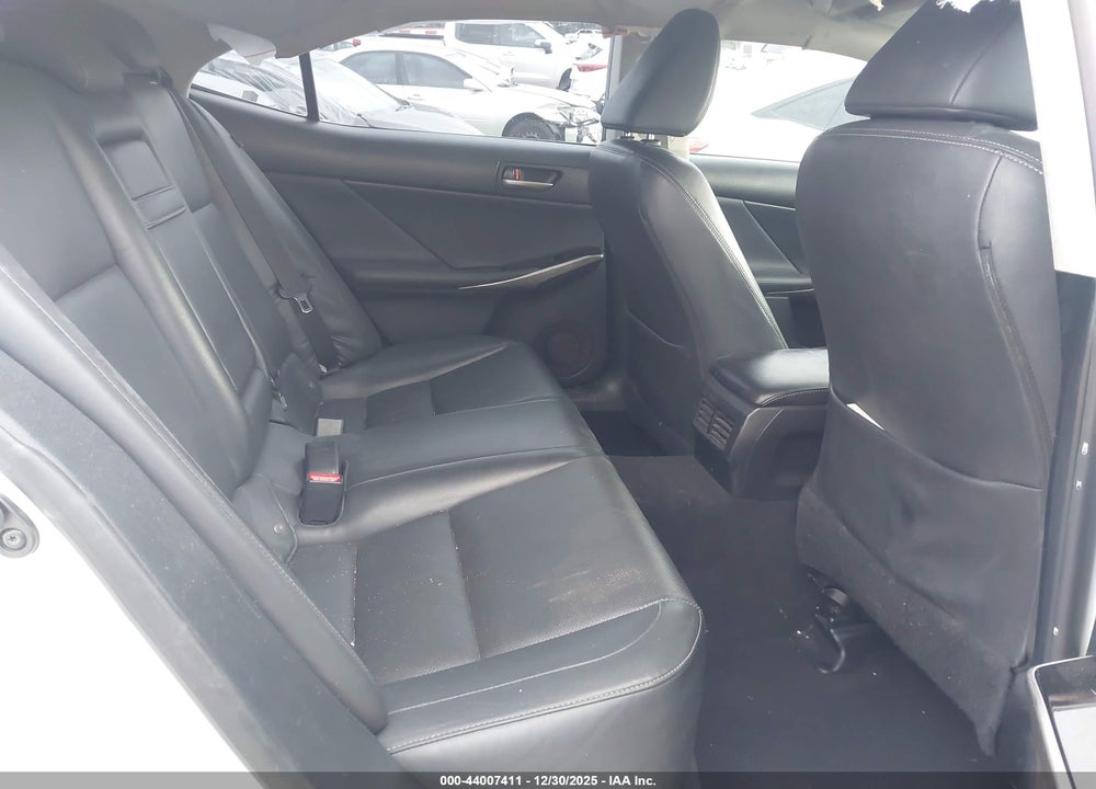 2017 LEXUS IS 200T VIN: JTHBA1D27H5050706