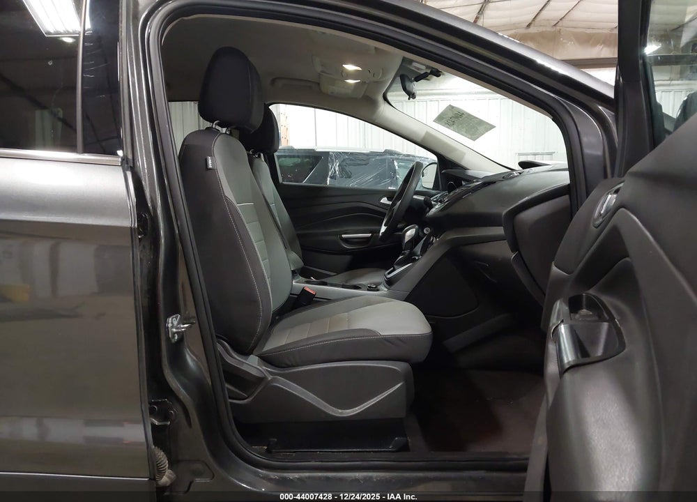 2015 FORD ESCAPE SE VIN: 1FMCU9GX5FUA92020