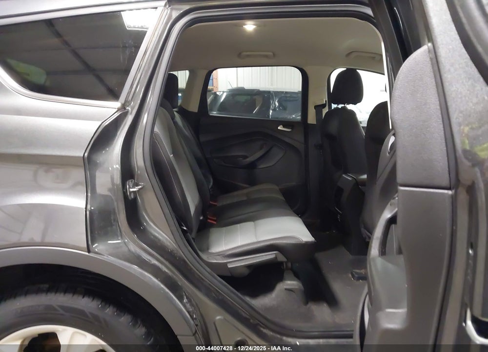 2015 FORD ESCAPE SE VIN: 1FMCU9GX5FUA92020