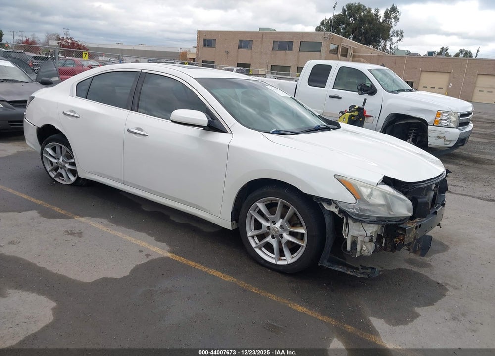 2013 NISSAN MAXIMA 3.5 S VIN: 1N4AA5AP1DC823850